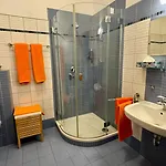 Hotelovy A Jezdecky Areal Dvur Krutěnice
