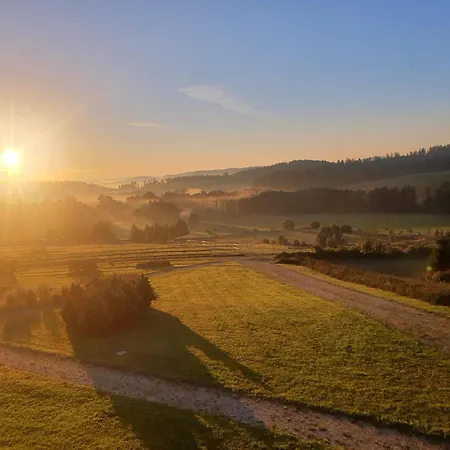 Hotelovy A Jezdecky Areal Dvur