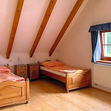 Hotelovy A Jezdecky Areal Dvur Krutenice