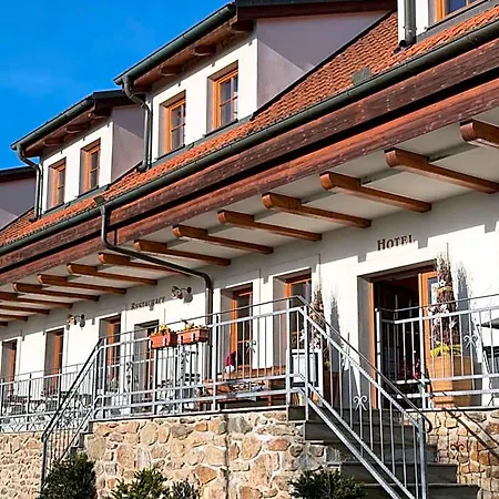 Hotelovy A Jezdecky Areal Dvur Hotel 4*