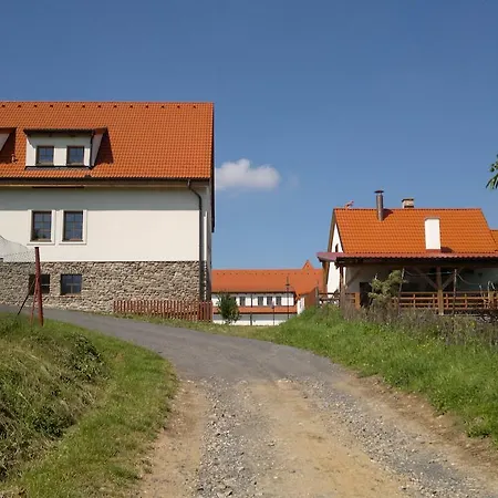Hotelovy A Jezdecky Areal Dvur Hotel 4*