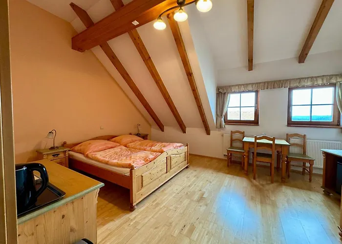 Hotelový A Jezdecký Areál Dvůr Hotel 4*