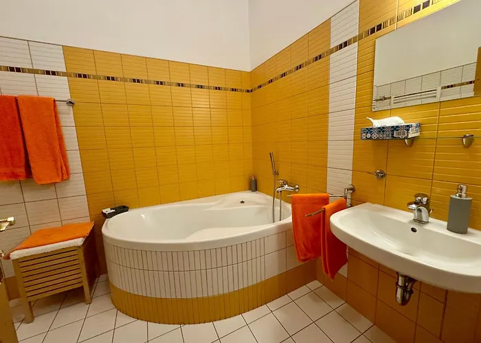 Hotel Hotelový A Jezdecký Areál Dvůr